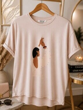 Love & Lace Graphic Tee With Rhinestones – Size 1X 🤍✨ NWT